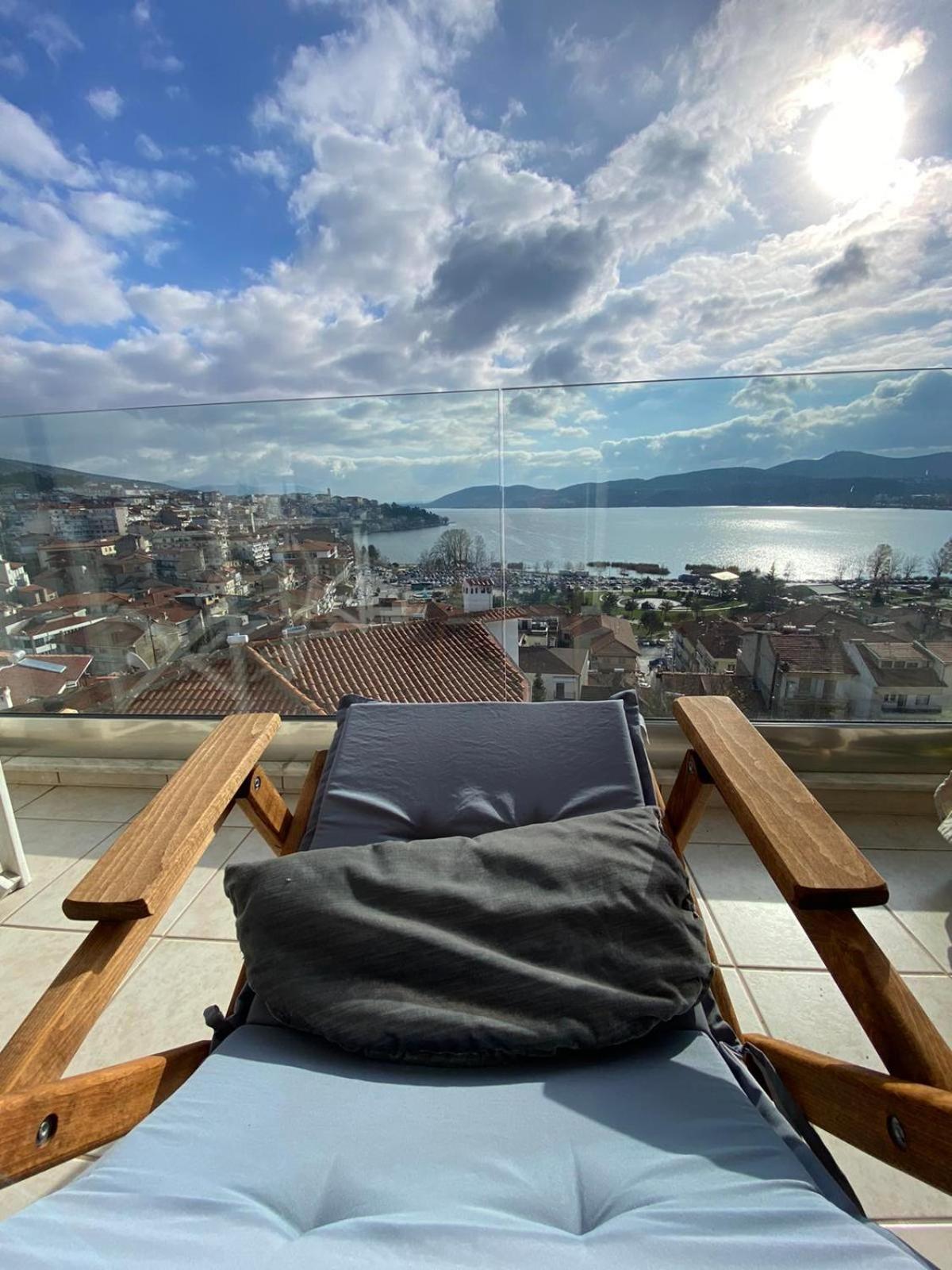 Calm Lake Balcony Костур Екстериор снимка